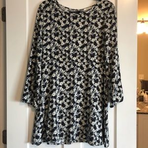 Aritzia Talula Floral Long-Sleeve Mini Dress